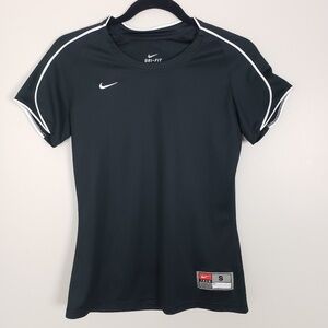 Nike Team Dri-Fit short sleeve top K11